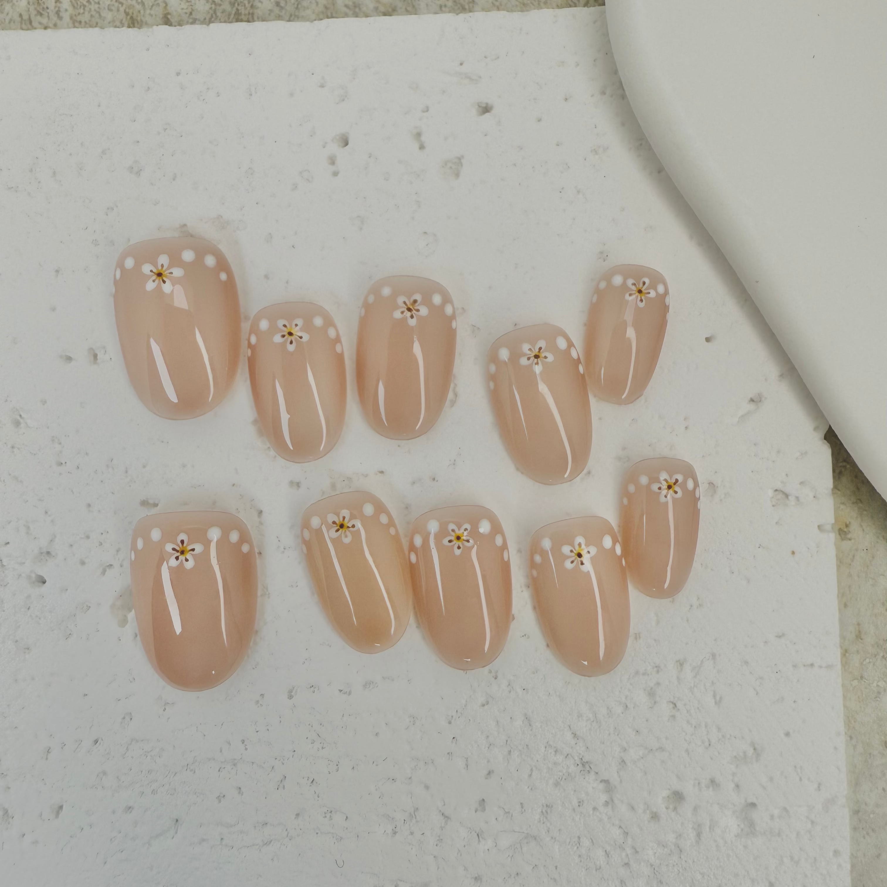 SPRING PETALS Press on nails