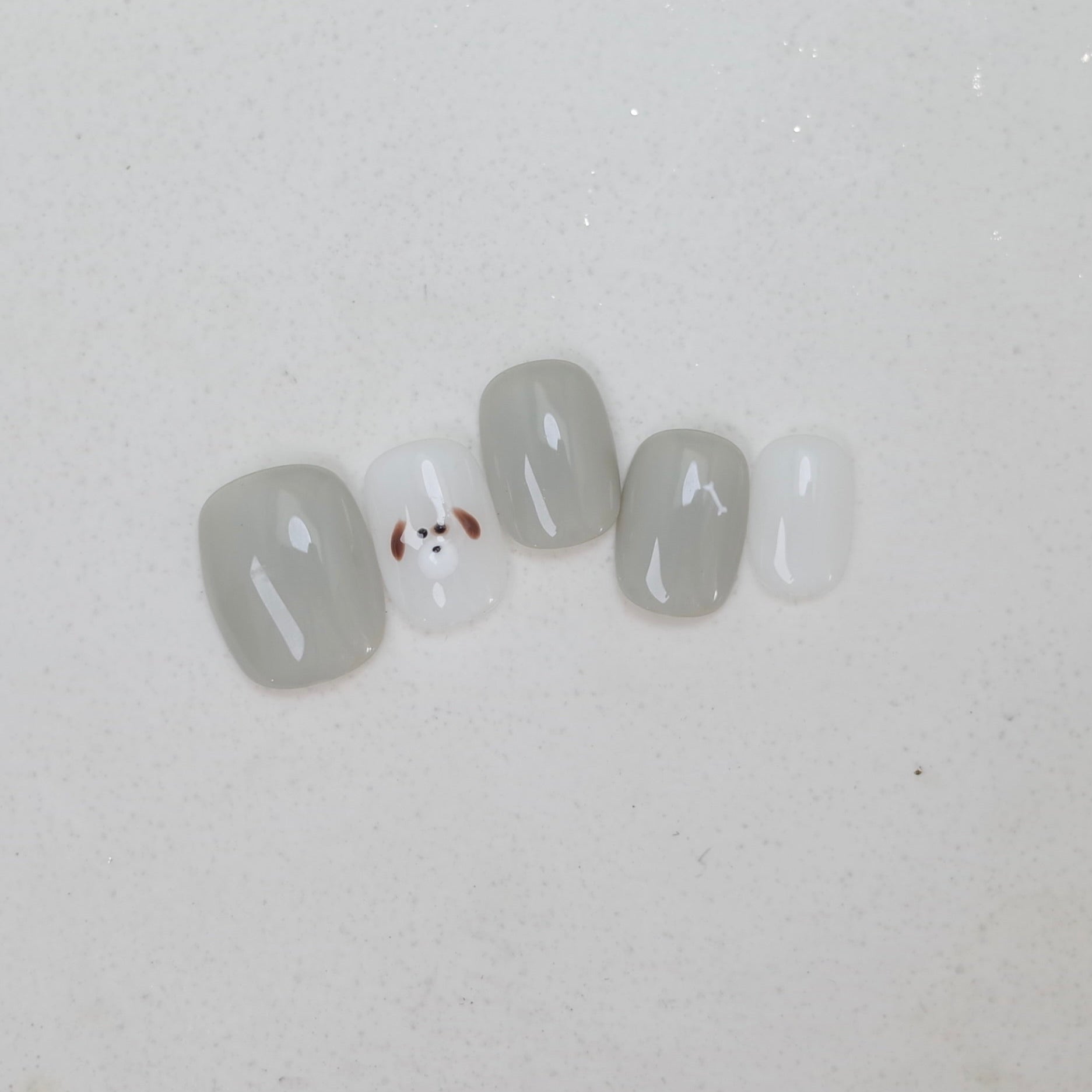 Vlei Nails round press on nails