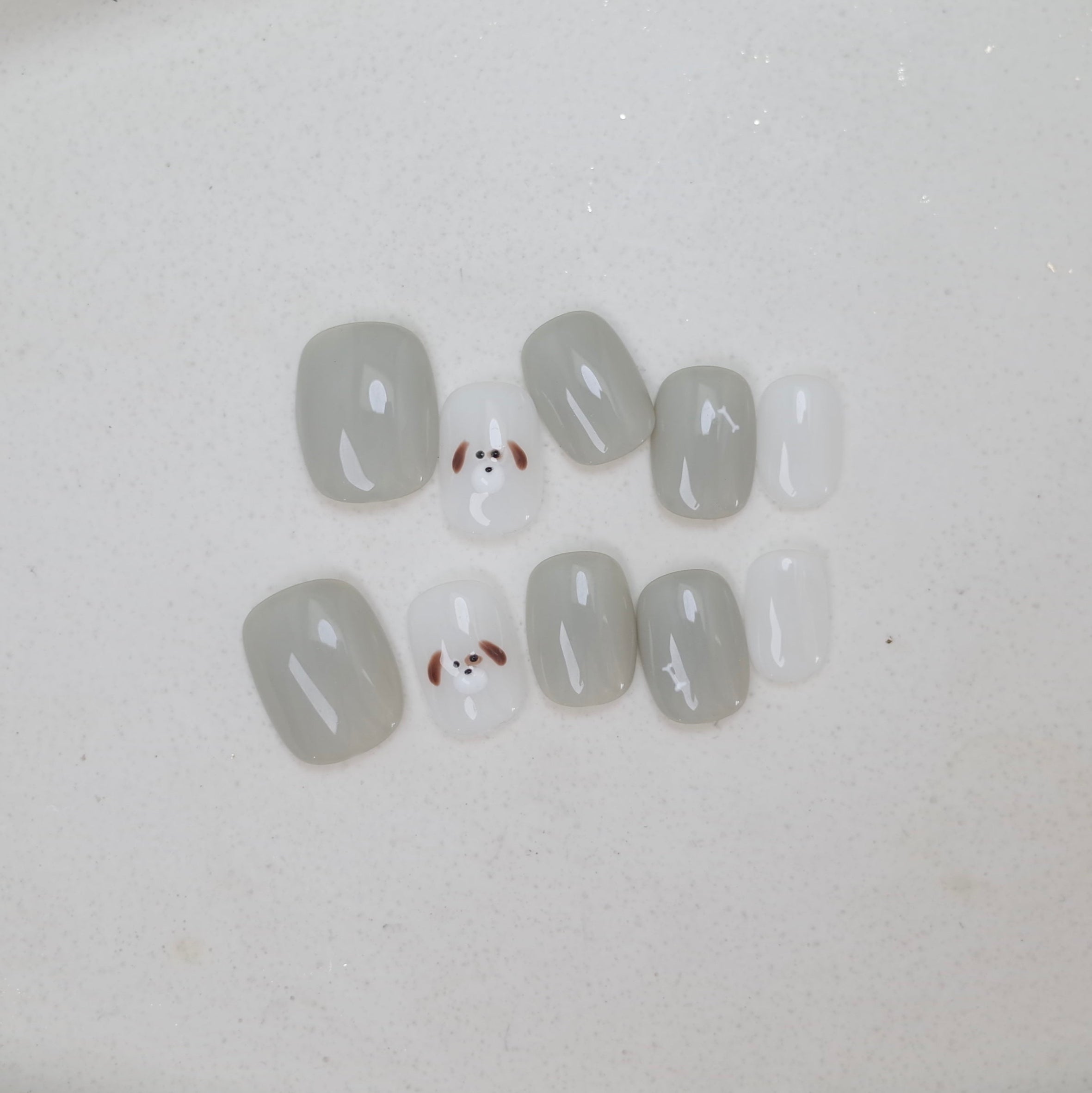 Vlei Nails round press on nails