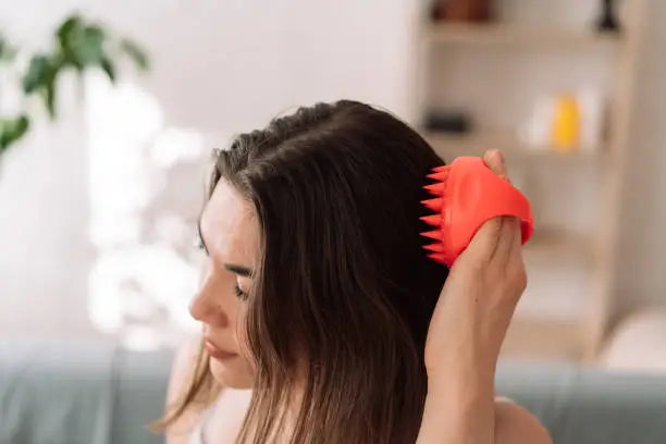 The Benefits of Using a Scalp Brush While Wearing Press-On Nails